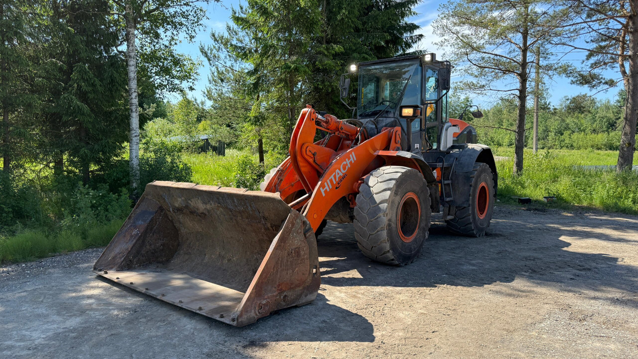 Hitachi ZW140 - Ελαστιχοφόρος φορτωτής: φωτογραφία 1 Hitachi ZW140 - Ελαστιχοφόρος φορτωτής: φωτογραφία 1