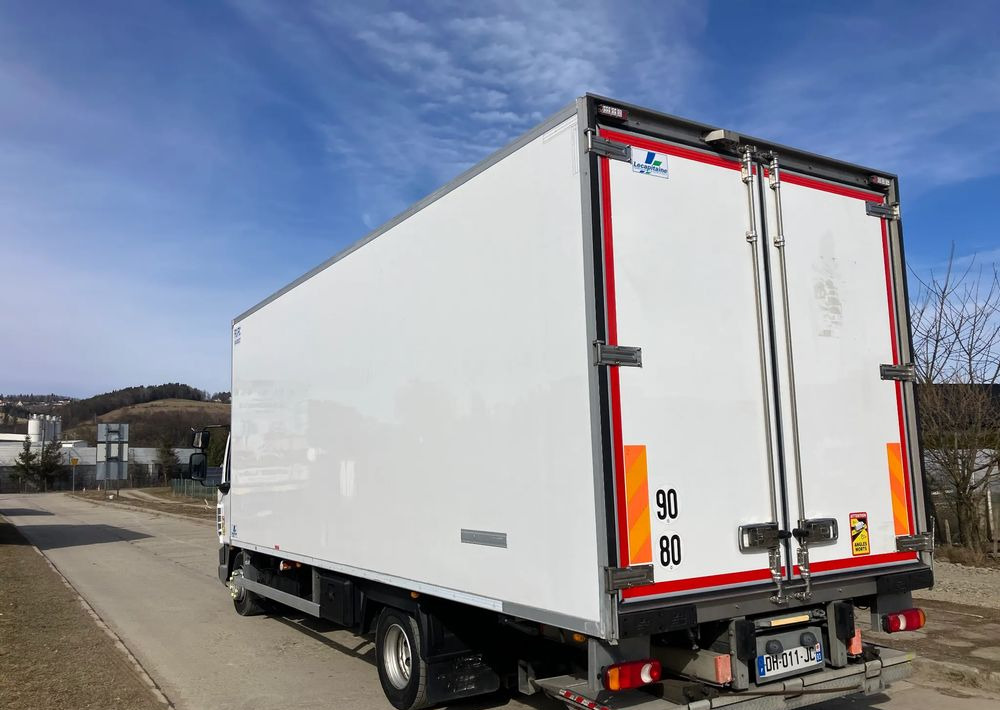 DAF Daf LF 12.210 chłodnia multi temperatura 16 palet - Φορτηγό ψυγείο: φωτογραφία 4 DAF Daf LF 12.210 chłodnia multi temperatura 16 palet - Φορτηγό ψυγείο: φωτογραφία 4