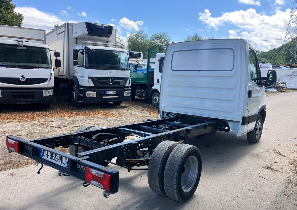Iveco DAILY 35C13 ramo do zabudowy kiper wywrotka - Φορτηγό σασί: φωτογραφία 3 Iveco DAILY 35C13 ramo do zabudowy kiper wywrotka - Φορτηγό σασί: φωτογραφία 3