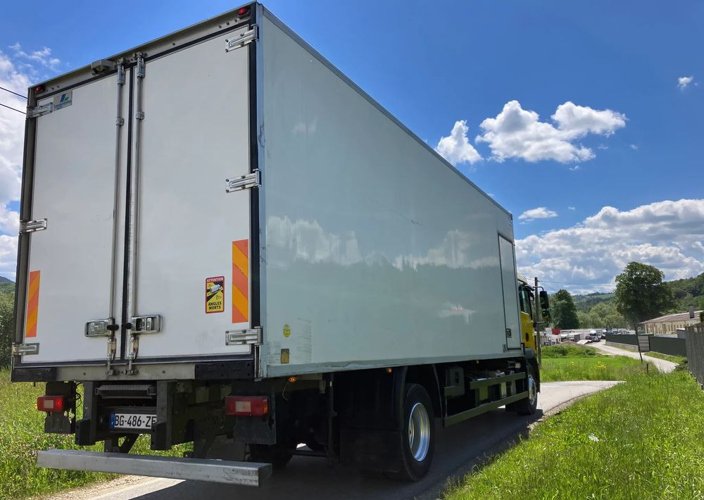 MAN MAN TGM 18.290 SYPIALKA chłodnia izoterma kontener - Φορτηγό ψυγείο: φωτογραφία 4 MAN MAN TGM 18.290 SYPIALKA chłodnia izoterma kontener - Φορτηγό ψυγείο: φωτογραφία 4