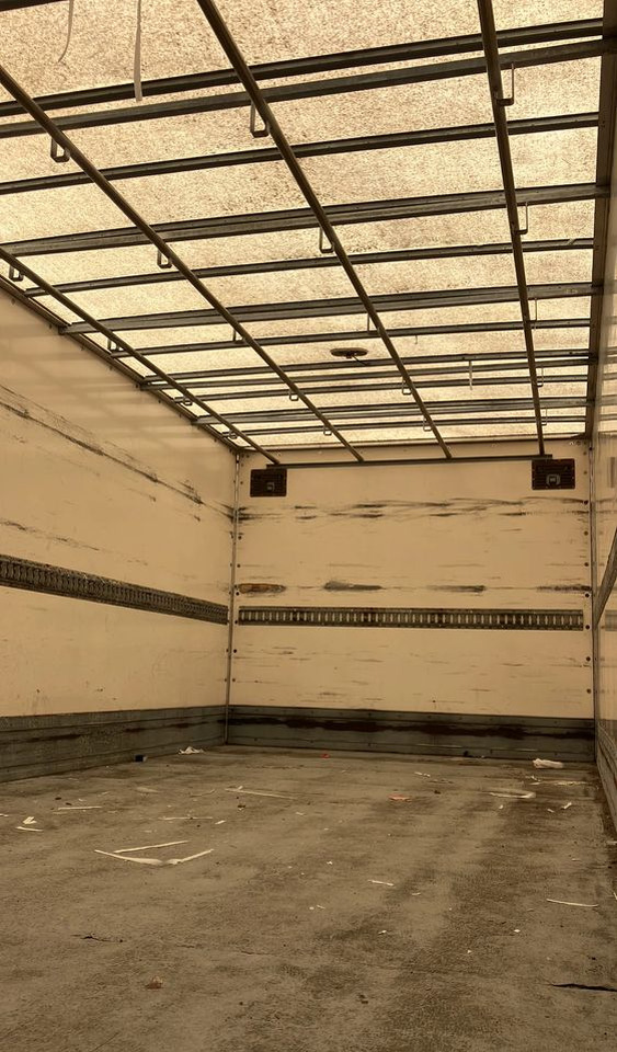 Mercedes-Benz Atego 1218 kurierka kontener - Φορτηγό κόφα: φωτογραφία 5 Mercedes-Benz Atego 1218 kurierka kontener - Φορτηγό κόφα: φωτογραφία 5