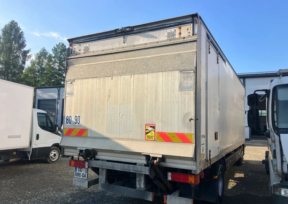 Mercedes-Benz Atego 1218 kurierka kontener - Φορτηγό κόφα: φωτογραφία 4 Mercedes-Benz Atego 1218 kurierka kontener - Φορτηγό κόφα: φωτογραφία 4