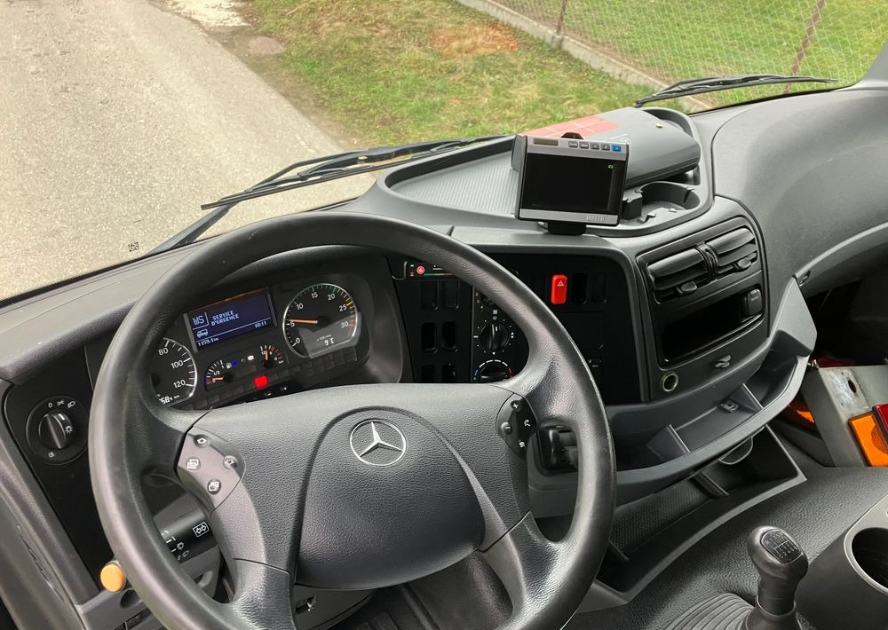 Mercedes-Benz Mercedes Axor 1829 Rama do zabudowy kiper beczka hakowiec laweta - Φορτηγό σασί: φωτογραφία 5 Mercedes-Benz Mercedes Axor 1829 Rama do zabudowy kiper beczka hakowiec laweta - Φορτηγό σασί: φωτογραφία 5