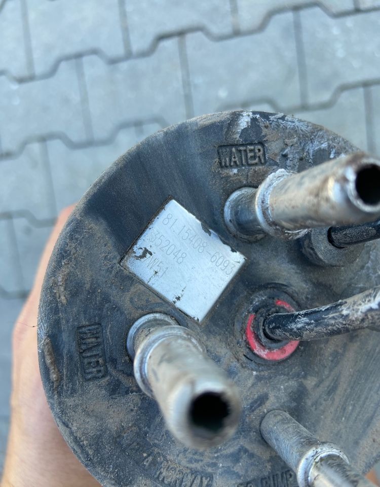 Czujnik poziomu Adblue MAN TGX TGS euro 6 lift smok - Σύστημα καυσίμου για Φορτηγό: φωτογραφία 2 Czujnik poziomu Adblue MAN TGX TGS euro 6 lift smok - Σύστημα καυσίμου για Φορτηγό: φωτογραφία 2
