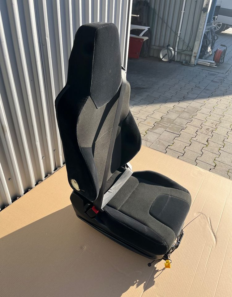 Fotel kierowcy MAN TG3 TGX nowy model siedzenie lewe - Καμπίνα και εσωτερικό για Φορτηγό: φωτογραφία 2 Fotel kierowcy MAN TG3 TGX nowy model siedzenie lewe - Καμπίνα και εσωτερικό για Φορτηγό: φωτογραφία 2