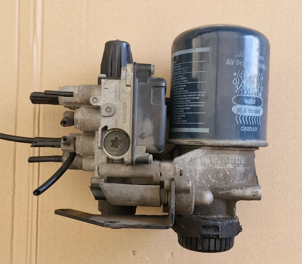 MAN TG3 TGX APS OSUSZACZ POWIETRZA 81.AC216-9110 - Κομπρεσέρ για Φορτηγό: φωτογραφία 1 MAN TG3 TGX APS OSUSZACZ POWIETRZA 81.AC216-9110 - Κομπρεσέρ για Φορτηγό: φωτογραφία 1