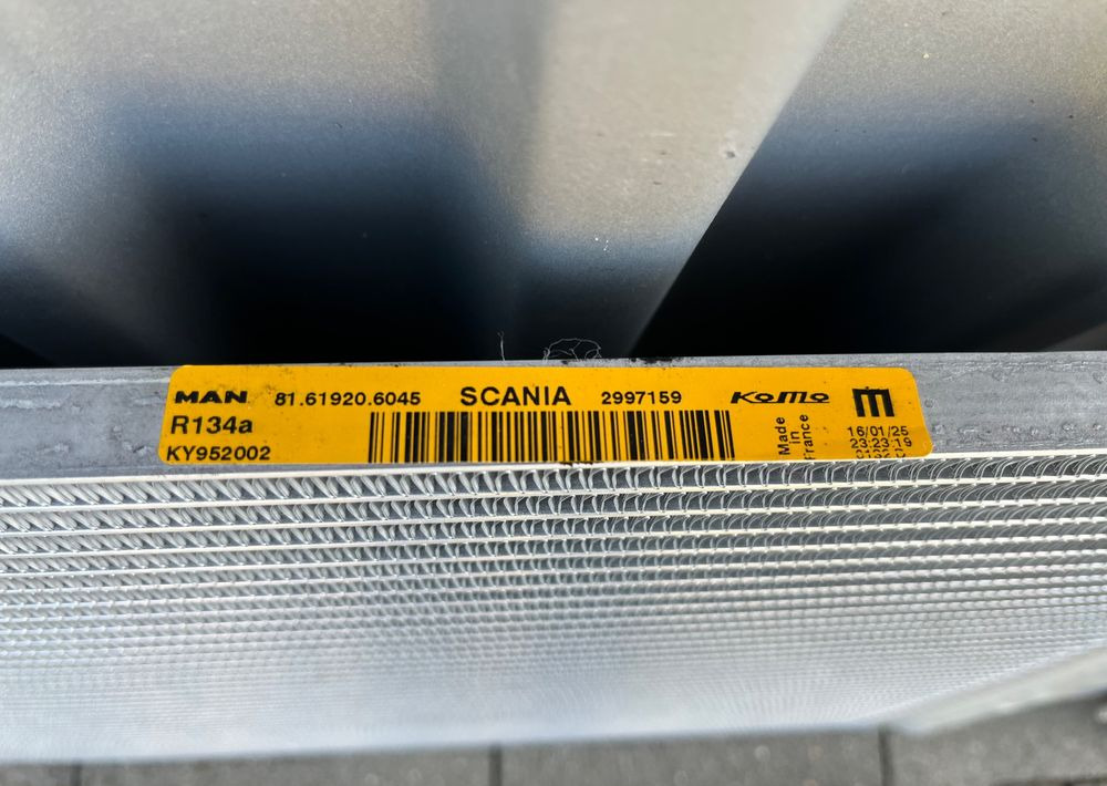 NOWA Chłodnica klimatyzacji MAN TG3 TGX TGS nowy model skraplacz - Συμπυκνωτής για Φορτηγό: φωτογραφία 2 NOWA Chłodnica klimatyzacji MAN TG3 TGX TGS nowy model skraplacz - Συμπυκνωτής για Φορτηγό: φωτογραφία 2