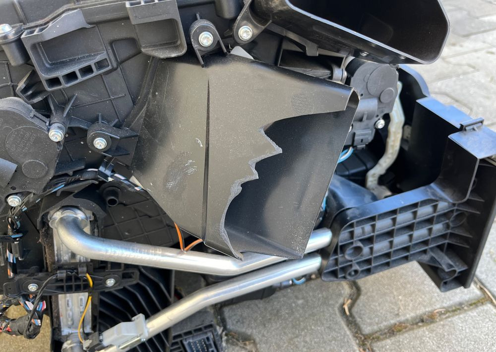 Nagrzewnica DAF XF 106 euro 6 lift dmuchawa - Θέρμανση/ Εξαερισμός για Φορτηγό: φωτογραφία 5 Nagrzewnica DAF XF 106 euro 6 lift dmuchawa - Θέρμανση/ Εξαερισμός για Φορτηγό: φωτογραφία 5