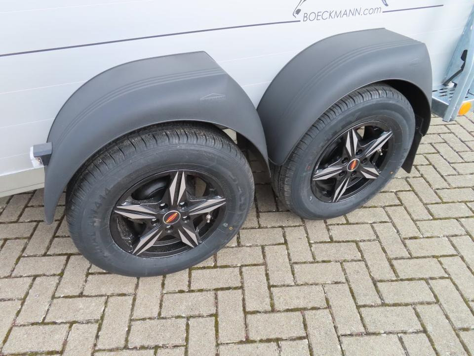 Τρέιλερ μεταφοράς αλόγων Böckmann Pferdeanhänger Champion R Flügeltür Saka. 100km/h: φωτογραφία 6 Τρέιλερ μεταφοράς αλόγων Böckmann Pferdeanhänger Champion R Flügeltür Saka. 100km/h: φωτογραφία 6