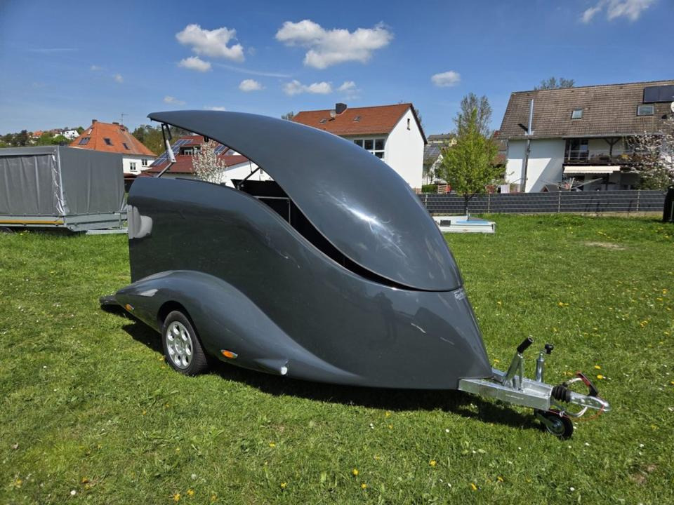 PKW Anhänger Motorrad Geschlossen Kofferanhänger 1000kg 100km/h - Τρέιλερ μοτοσυκλετών: φωτογραφία 1 PKW Anhänger Motorrad Geschlossen Kofferanhänger 1000kg 100km/h - Τρέιλερ μοτοσυκλετών: φωτογραφία 1