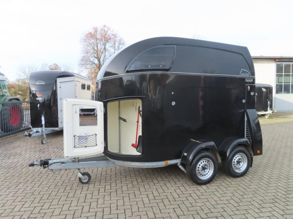 Pferdeanhänger Böckmann Master, Aluboden Sattelkammer 100 Km/h - Τρέιλερ μεταφοράς αλόγων: φωτογραφία 5 Pferdeanhänger Böckmann Master, Aluboden Sattelkammer 100 Km/h - Τρέιλερ μεταφοράς αλόγων: φωτογραφία 5