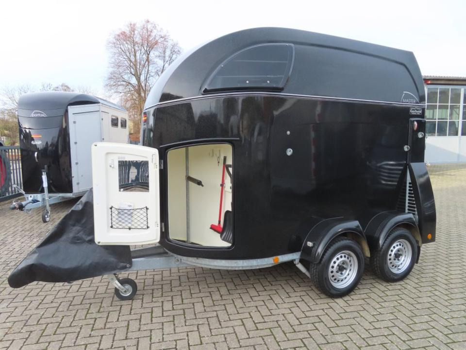 Pferdeanhänger Böckmann Master, Aluboden Sattelkammer 100 Km/h - Τρέιλερ μεταφοράς αλόγων: φωτογραφία 1 Pferdeanhänger Böckmann Master, Aluboden Sattelkammer 100 Km/h - Τρέιλερ μεταφοράς αλόγων: φωτογραφία 1