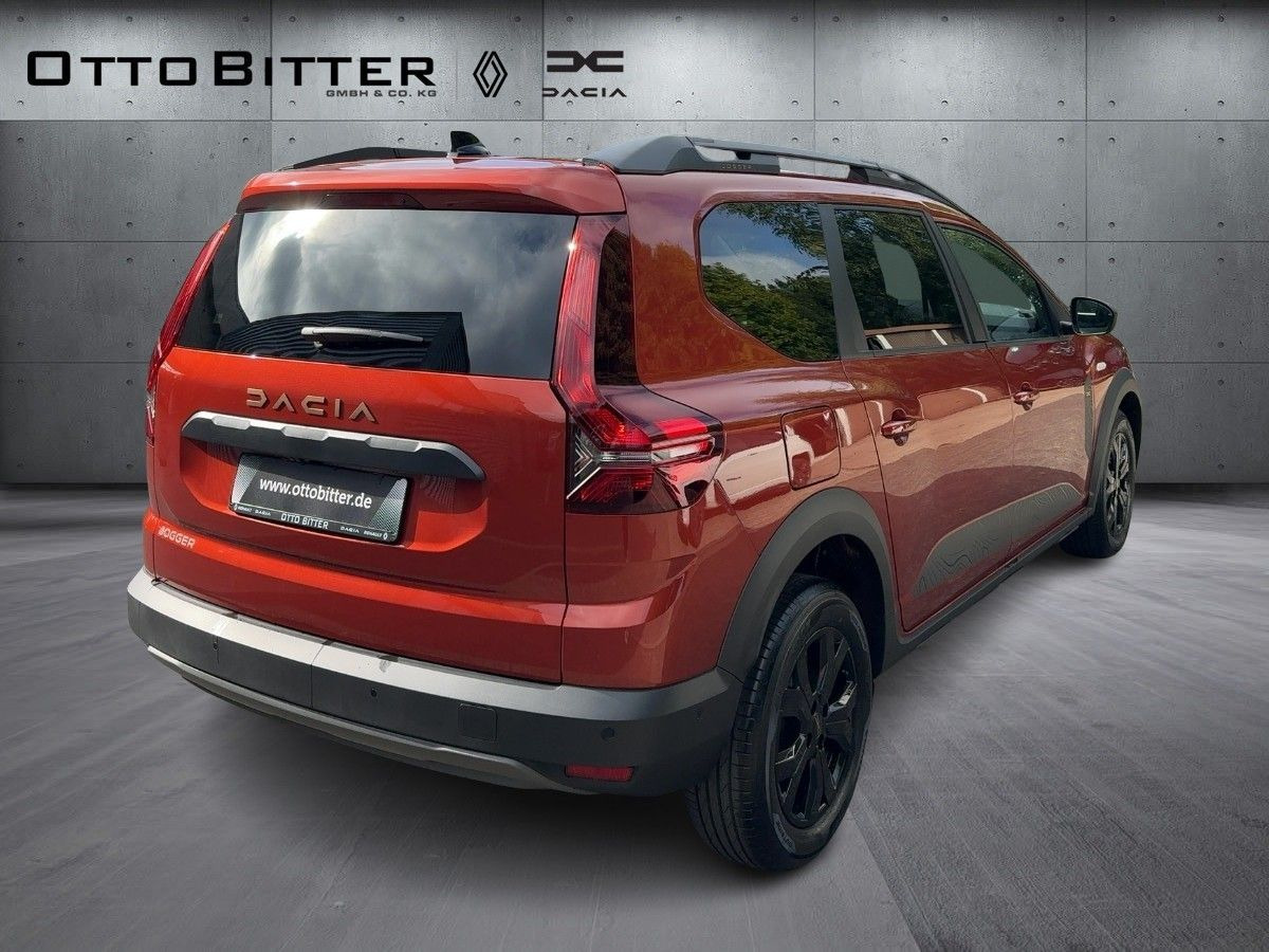 Dacia Jogger Extreme TCe110 5-Sitze CITY-PAKET/NAVI - Station wagon: φωτογραφία 4 Dacia Jogger Extreme TCe110 5-Sitze CITY-PAKET/NAVI - Station wagon: φωτογραφία 4