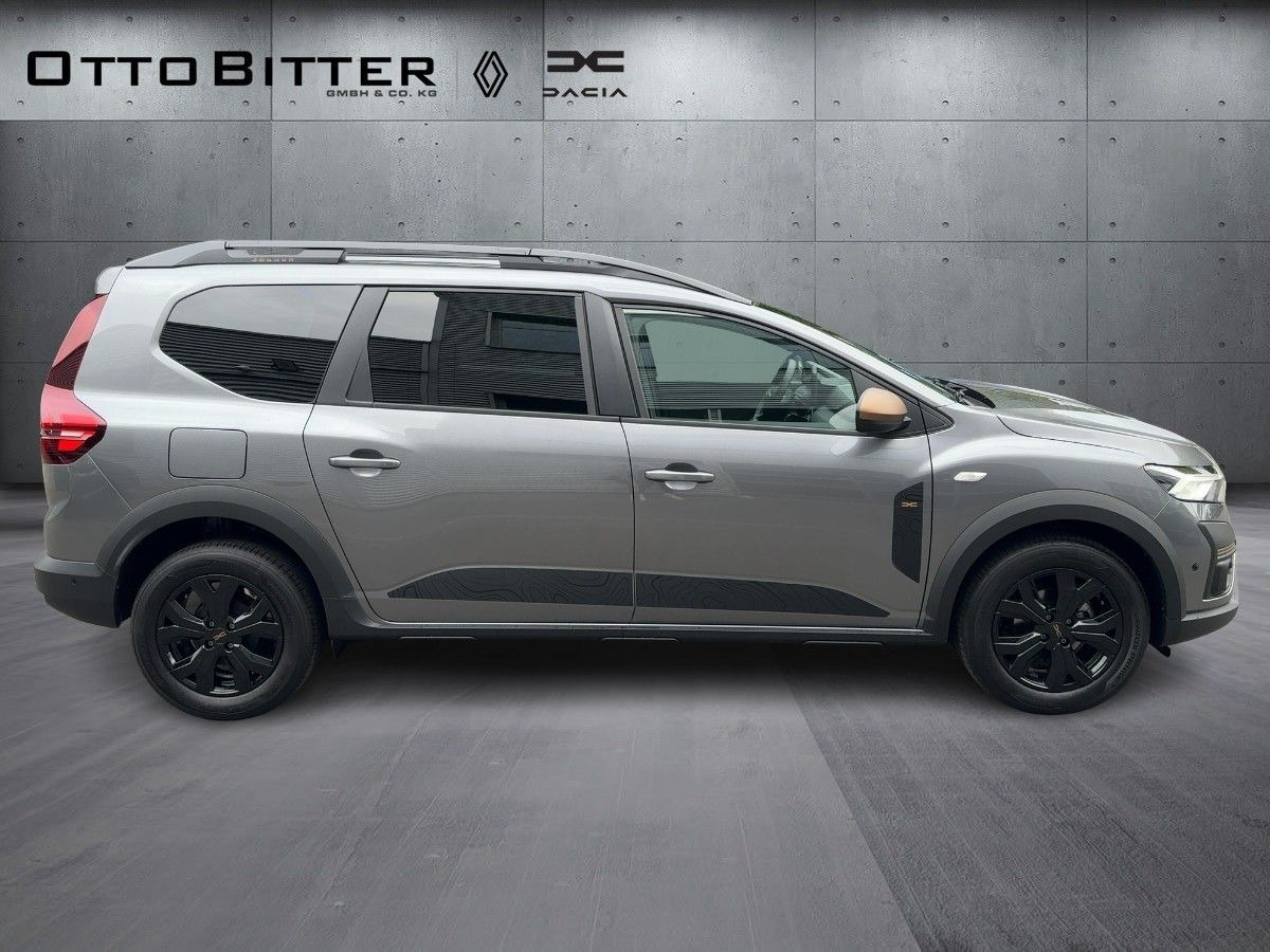 Dacia Jogger Extreme TCe110 5-Sitze CITY-PAKET/NAVI - Station wagon: φωτογραφία 5 Dacia Jogger Extreme TCe110 5-Sitze CITY-PAKET/NAVI - Station wagon: φωτογραφία 5