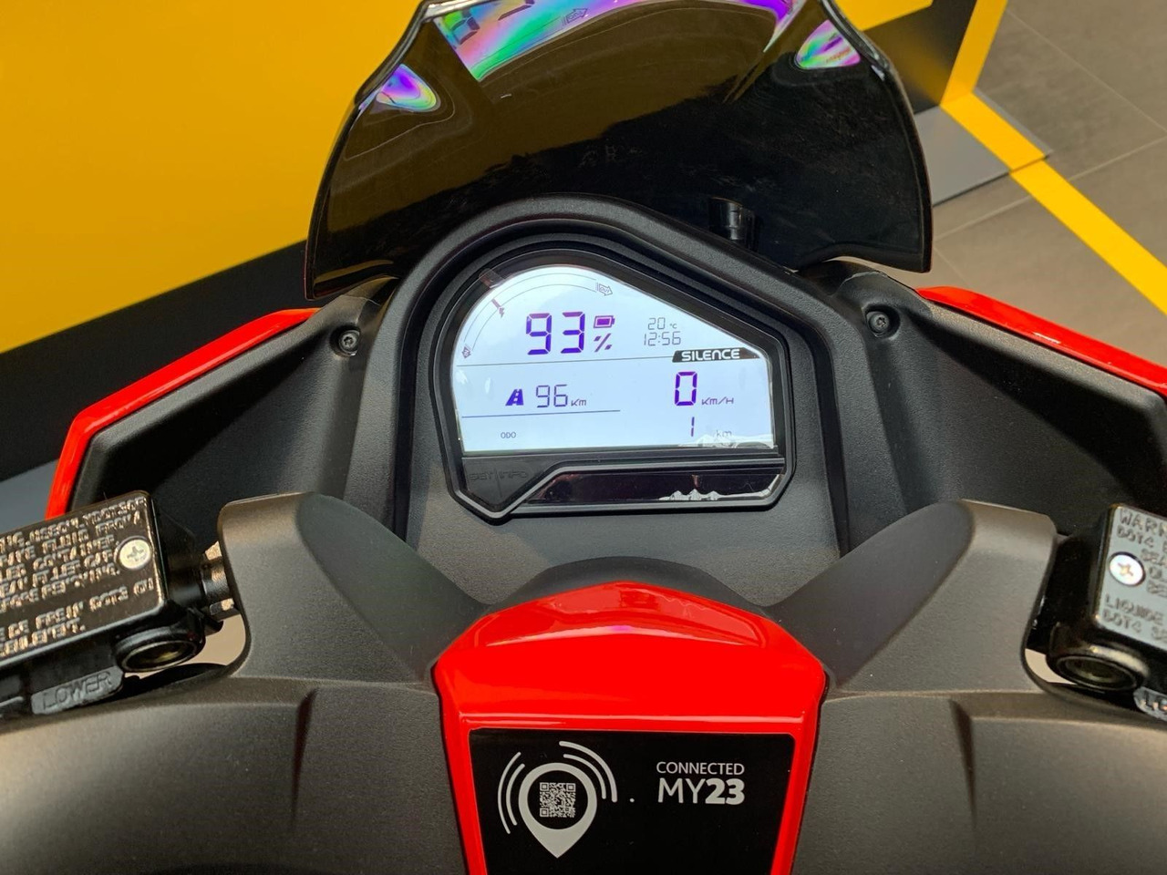Silence S01 L1e Connected 45km/h (5,6 kWh) ELEKTROROLLER - Μοτοσικλέτα: φωτογραφία 5 Silence S01 L1e Connected 45km/h (5,6 kWh) ELEKTROROLLER - Μοτοσικλέτα: φωτογραφία 5