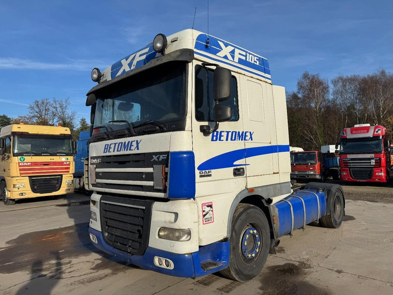 DAF 105 XF 460 Space Cab (MANUAL GEARBOX / BOITE MANUELLE / 2011) - Τράκτορας: φωτογραφία 1 DAF 105 XF 460 Space Cab (MANUAL GEARBOX / BOITE MANUELLE / 2011) - Τράκτορας: φωτογραφία 1