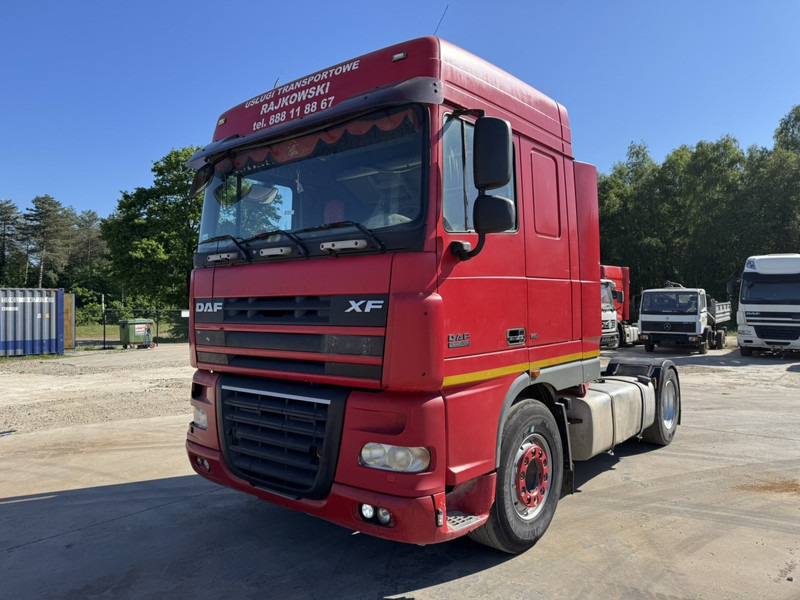 DAF 105 XF 460 Space Cab (MANUAL GEARBOX / BOITE MANUELLE / PTO / HYDRAULIC) - Τράκτορας: φωτογραφία 1 DAF 105 XF 460 Space Cab (MANUAL GEARBOX / BOITE MANUELLE / PTO / HYDRAULIC) - Τράκτορας: φωτογραφία 1