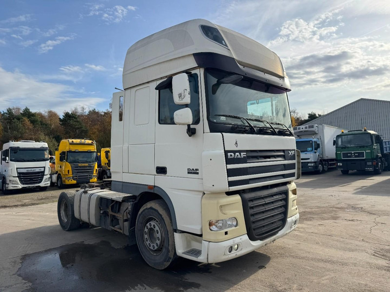 DAF 105 XF 460 Super Space Cab (MANUAL GEARBOX / BOITE MANUELLE) - Τράκτορας: φωτογραφία 3 DAF 105 XF 460 Super Space Cab (MANUAL GEARBOX / BOITE MANUELLE) - Τράκτορας: φωτογραφία 3