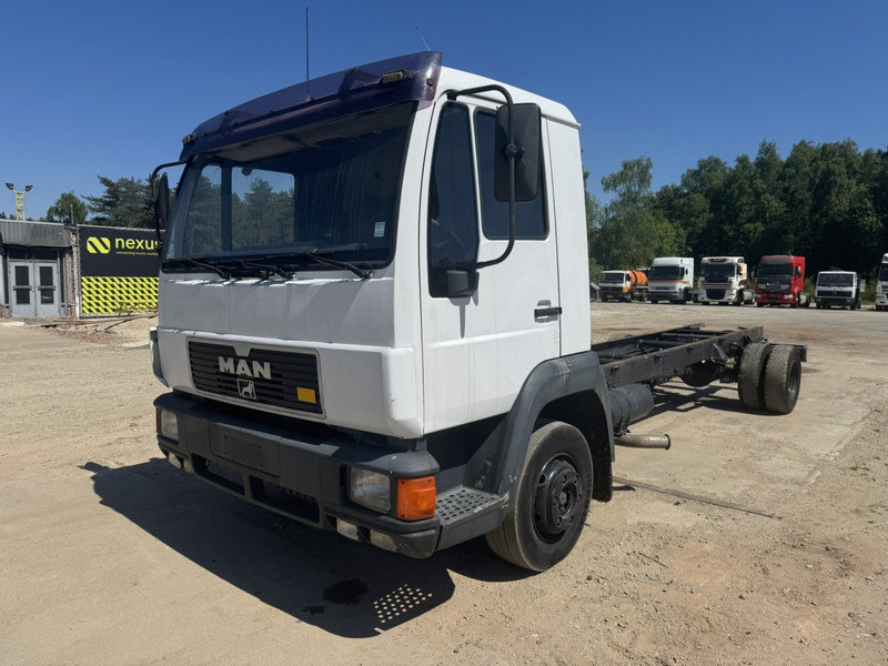 MAN 12.224 (MANUAL GEARBOX / EURO 2 / BELGIAN TRUCK IN GOOD CONDITION !!!) - Φορτηγό σασί: φωτογραφία 1 MAN 12.224 (MANUAL GEARBOX / EURO 2 / BELGIAN TRUCK IN GOOD CONDITION !!!) - Φορτηγό σασί: φωτογραφία 1