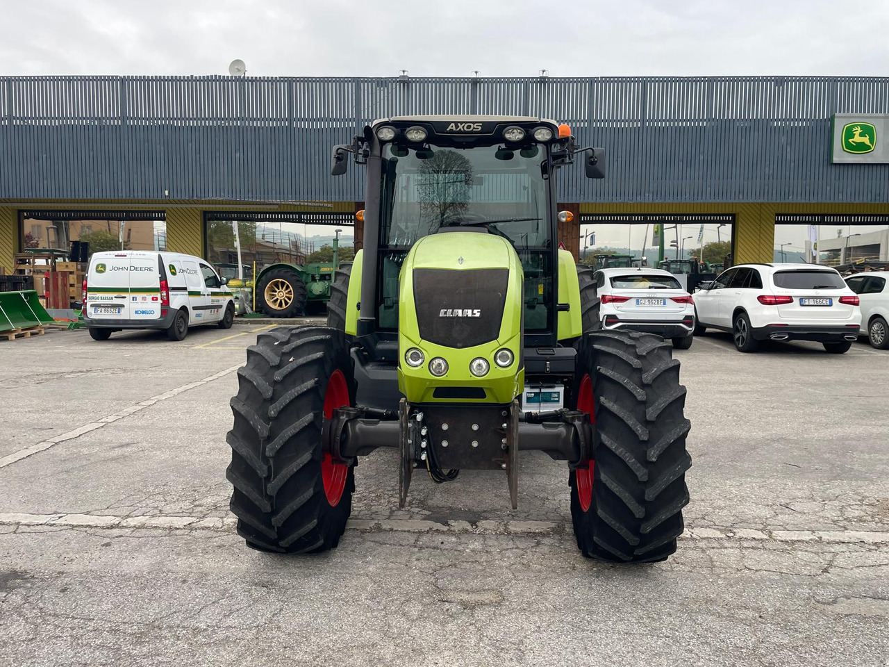 CLAAS AXOS 340 - Τρακτέρ: φωτογραφία 3 CLAAS AXOS 340 - Τρακτέρ: φωτογραφία 3
