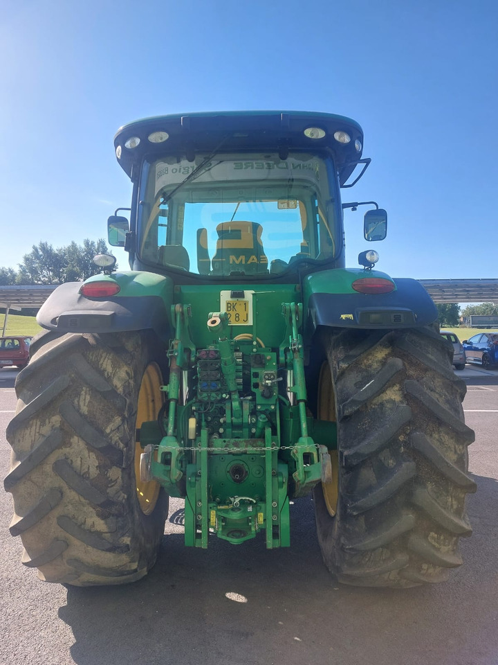 JOHN DEERE 7230 R - Τρακτέρ: φωτογραφία 4 JOHN DEERE 7230 R - Τρακτέρ: φωτογραφία 4