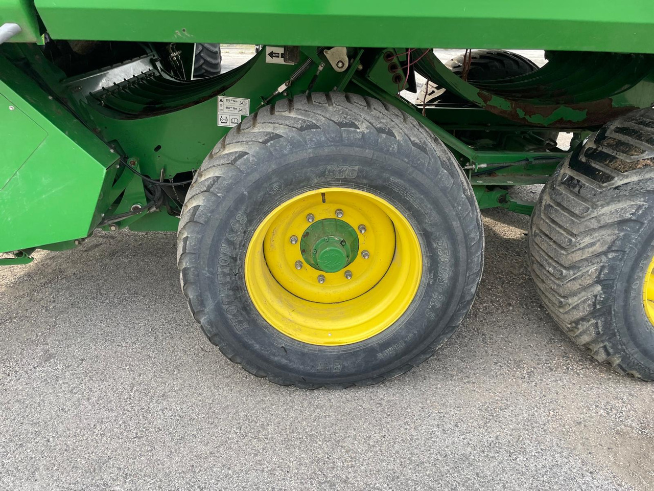 JOHN DEERE PRESSA L1534 - Χορτοδετική μηχανή τετράγωνες μπάλες: φωτογραφία 5 JOHN DEERE PRESSA L1534 - Χορτοδετική μηχανή τετράγωνες μπάλες: φωτογραφία 5