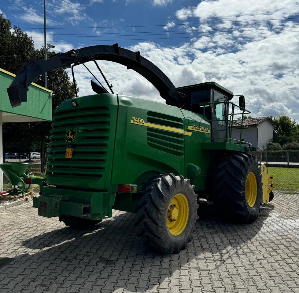 JOHN DEERE TRINCIA 7400 - Ενσιρωτική μηχανή: φωτογραφία 3 JOHN DEERE TRINCIA 7400 - Ενσιρωτική μηχανή: φωτογραφία 3