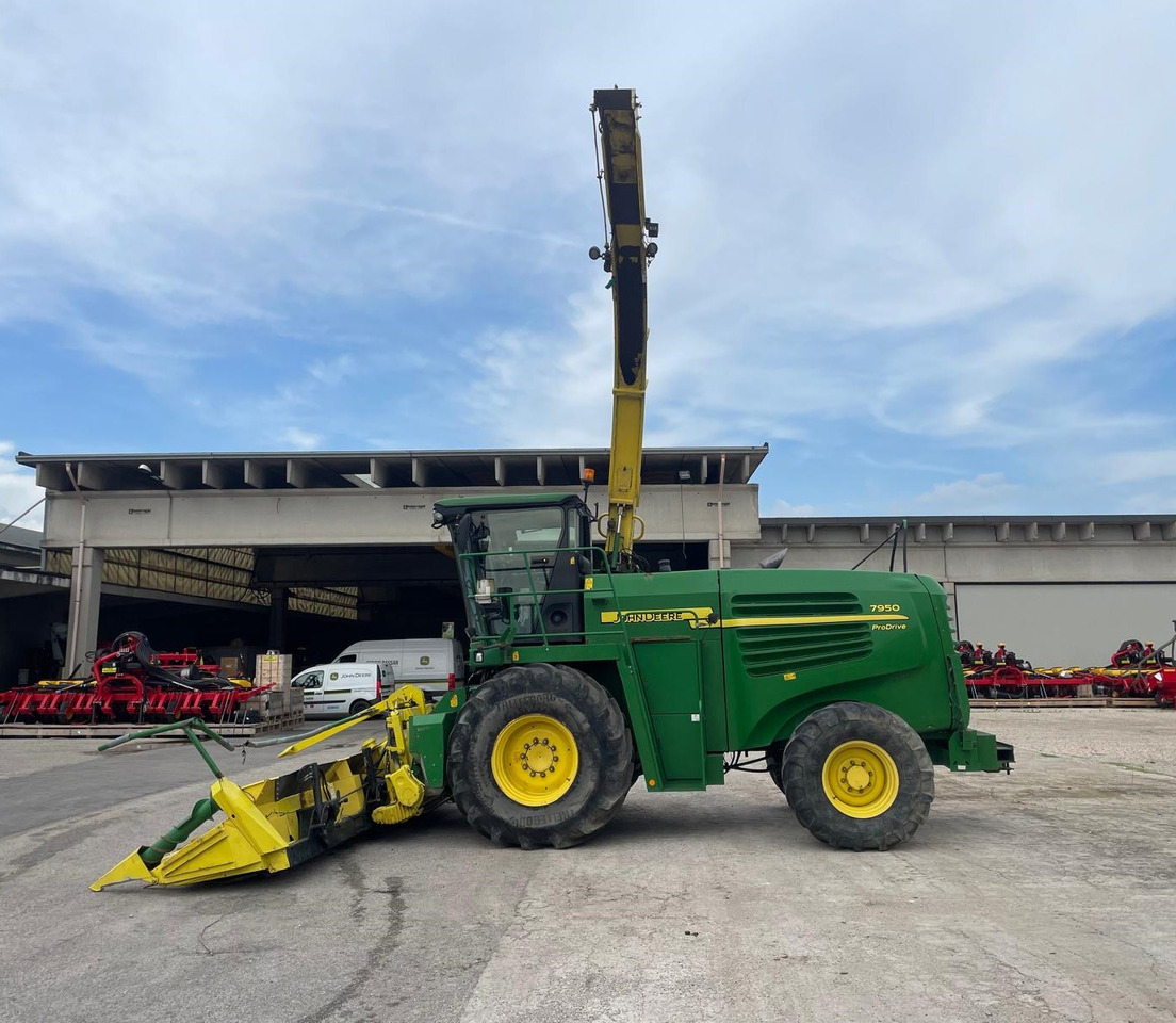 JOHN DEERE TRINCIA 7950 - Ενσιρωτική μηχανή: φωτογραφία 5 JOHN DEERE TRINCIA 7950 - Ενσιρωτική μηχανή: φωτογραφία 5