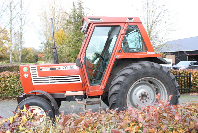 Fiat 70-90 - Τρακτέρ: φωτογραφία 5 Fiat 70-90 - Τρακτέρ: φωτογραφία 5