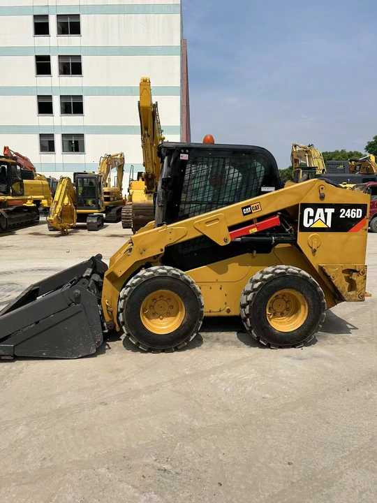 90% New Front Loader Tractor CAT 246D Skid Steer Loader / Used Cat 226B 246C 246d Mini Skid Steer Loader in Stock - Φορτωτής πλάγιας ολίσθησης: φωτογραφία 2 90% New Front Loader Tractor CAT 246D Skid Steer Loader / Used Cat 226B 246C 246d Mini Skid Steer Loader in Stock - Φορτωτής πλάγιας ολίσθησης: φωτογραφία 2