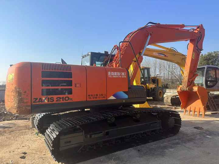 Affordable Hitachi ZX210-5G Used Construction Machinery | Well-Maintained, No Overhauls - Ερπυστριοφόρος εκσκαφέας: φωτογραφία 3 Affordable Hitachi ZX210-5G Used Construction Machinery | Well-Maintained, No Overhauls - Ερπυστριοφόρος εκσκαφέας: φωτογραφία 3