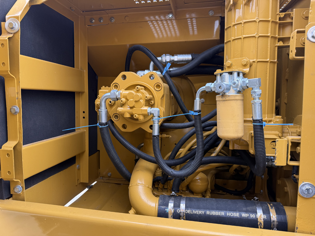 Ερπυστριοφόρος εκσκαφέας CATERPILLAR 320b [ Copy ]: φωτογραφία 13