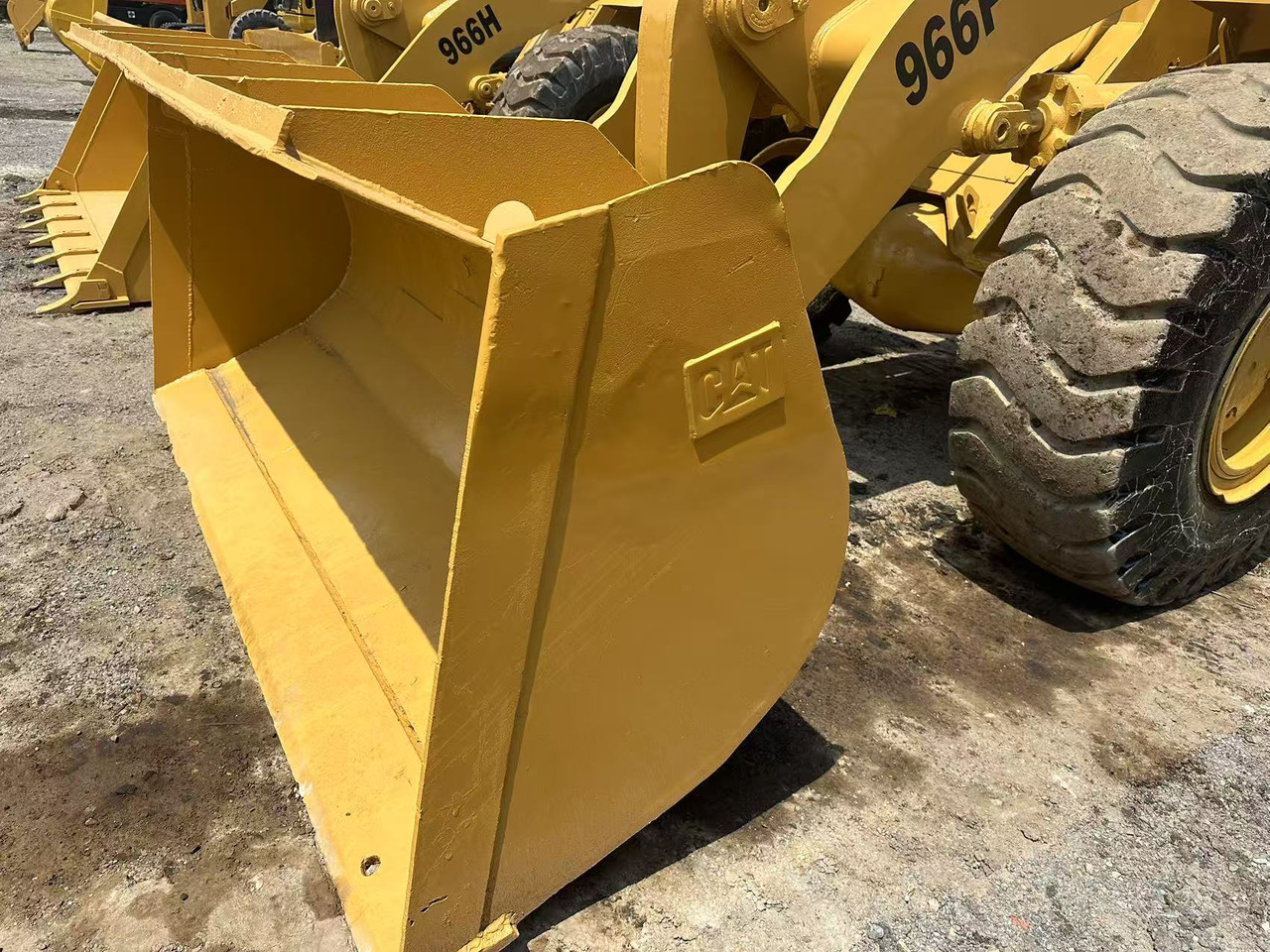 Ελαστιχοφόρος φορτωτής CATERPILLAR 966f [ Copy ]: φωτογραφία 16