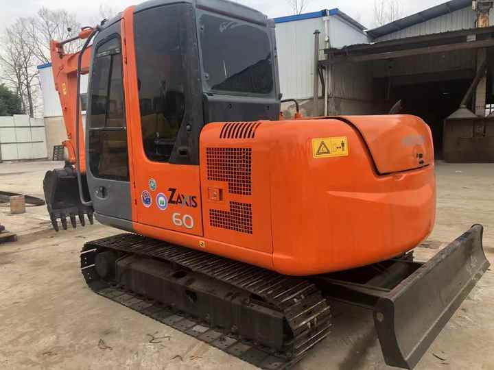 Cheap Price Hitachi ZX60 Used Excavator for Sale Used 6 Tons Hitachi Mini Excavator with Good Performance - Μίνι εκσκαφέας: φωτογραφία 2 Cheap Price Hitachi ZX60 Used Excavator for Sale Used 6 Tons Hitachi Mini Excavator with Good Performance - Μίνι εκσκαφέας: φωτογραφία 2