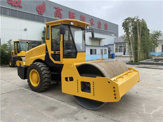 China Made Small Size Road Roller , Brand New Roller , New Compactor Machines - Οδοστρωτήρες: φωτογραφία 3 China Made Small Size Road Roller , Brand New Roller , New Compactor Machines - Οδοστρωτήρες: φωτογραφία 3
