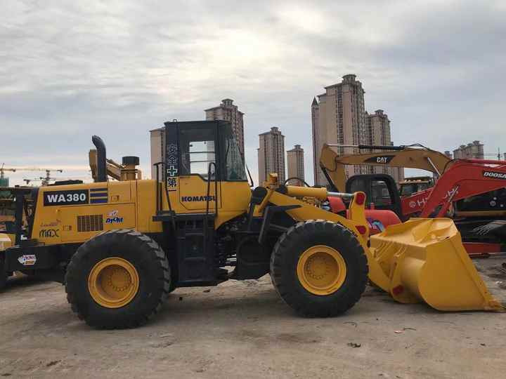 Good Condition Second Hand WA380-3 Front Wheel Loader for Cheap Price Hot Sale in China - Ελαστιχοφόρος φορτωτής: φωτογραφία 5 Good Condition Second Hand WA380-3 Front Wheel Loader for Cheap Price Hot Sale in China - Ελαστιχοφόρος φορτωτής: φωτογραφία 5