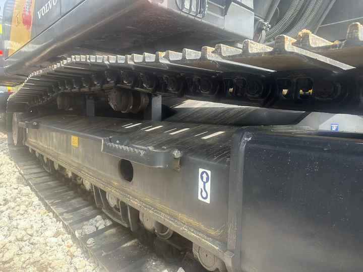 Ερπυστριοφόρος εκσκαφέας High Quality volvo  EC240 Construction Machinery Low Hours 21ton Used volvo Excavator for Sale [ Copy ] [ Copy ] [ Copy ] [ Copy ] [ Copy ] [ Copy ]: φωτογραφία 6