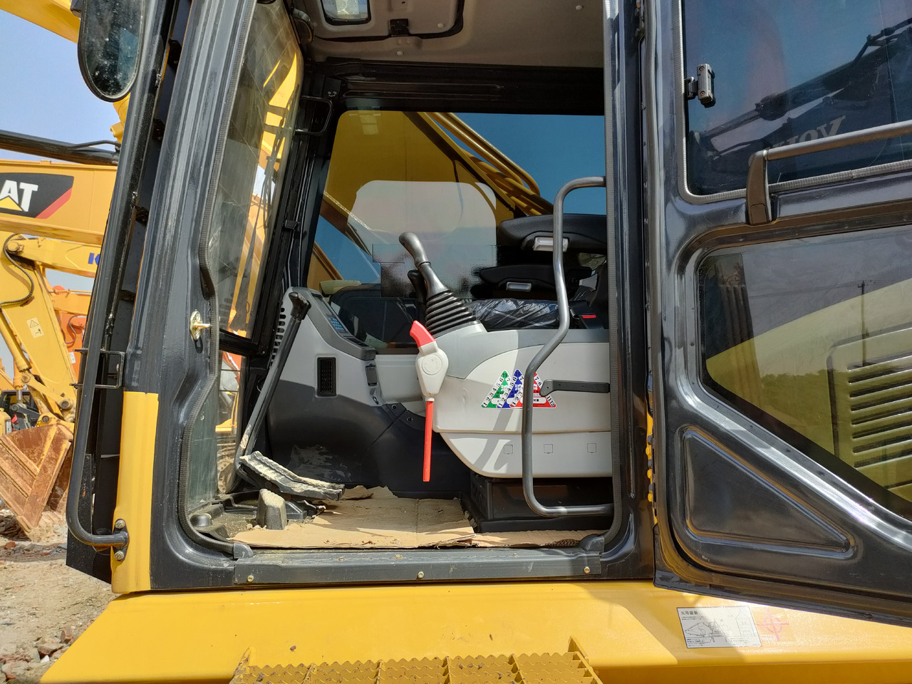 Ερπυστριοφόρος εκσκαφέας Komatsu pc350: φωτογραφία 20 Ερπυστριοφόρος εκσκαφέας Komatsu pc350: φωτογραφία 20