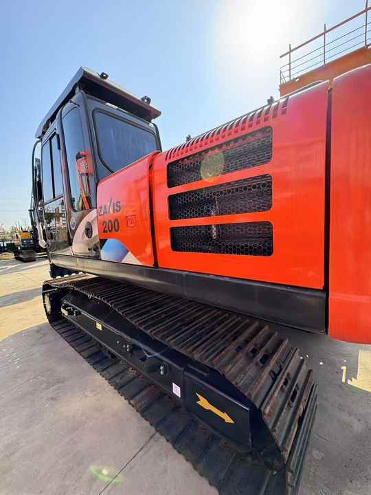 Second Hand Japan Brand Hitachi Zx200 Excavator for Sale Original Hitachi 20tons Medium Excavator in Stock - Εκσκαφέας: φωτογραφία 5 Second Hand Japan Brand Hitachi Zx200 Excavator for Sale Original Hitachi 20tons Medium Excavator in Stock - Εκσκαφέας: φωτογραφία 5