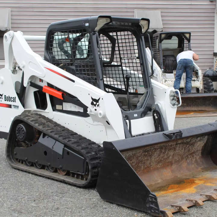 Used Bobcat T590 UsedSkid Steer Loader with Good Condition for Sale S160 S300 S185 S330 - Φορτωτής πλάγιας ολίσθησης: φωτογραφία 1 Used Bobcat T590 UsedSkid Steer Loader with Good Condition for Sale S160 S300 S185 S330 - Φορτωτής πλάγιας ολίσθησης: φωτογραφία 1