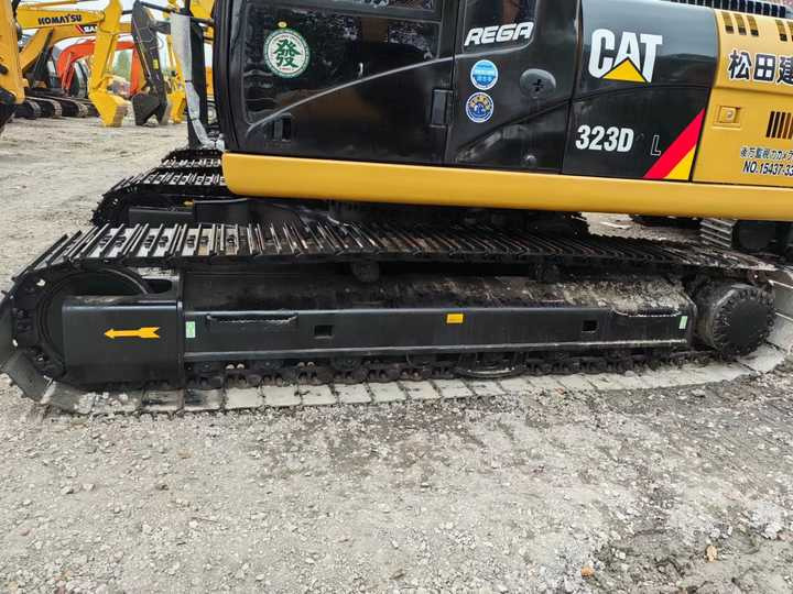 Used Digger CAT 323D2L Construction Machinery Construction Digger Used CAT 323D2L Cheap Excavator - Ερπυστριοφόρος εκσκαφέας: φωτογραφία 5 Used Digger CAT 323D2L Construction Machinery Construction Digger Used CAT 323D2L Cheap Excavator - Ερπυστριοφόρος εκσκαφέας: φωτογραφία 5
