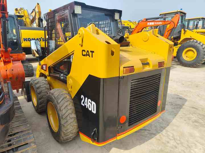 Used Front Loader Tractor CAT 246D Skid Steer Loader / Used Cat 226B 246C 246d Mini Skid Steer Loader in Stock - Φορτωτής πλάγιας ολίσθησης: φωτογραφία 5 Used Front Loader Tractor CAT 246D Skid Steer Loader / Used Cat 226B 246C 246d Mini Skid Steer Loader in Stock - Φορτωτής πλάγιας ολίσθησης: φωτογραφία 5