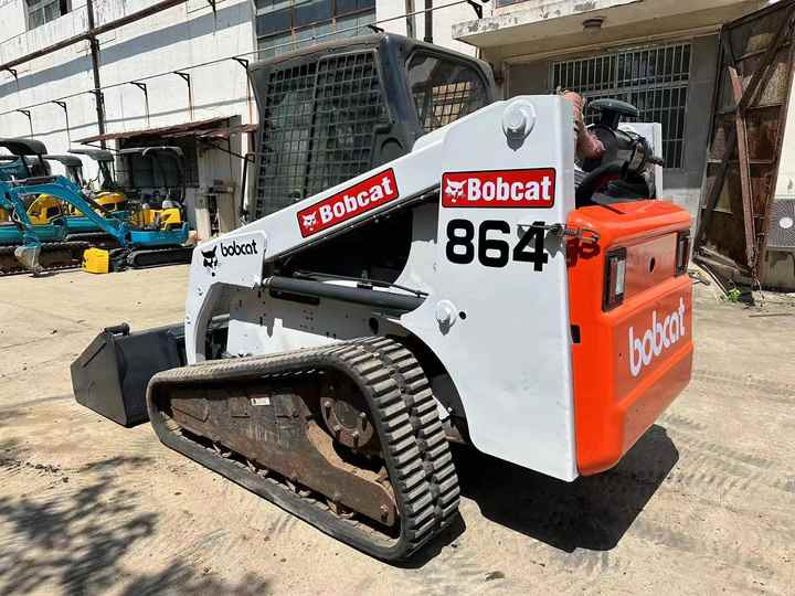 Used Heavy Construction Equipment Crawler bobcat T864 Second Hand Smaller Skid Steers Used Machine for Sale - Φορτωτής πλάγιας ολίσθησης: φωτογραφία 4 Used Heavy Construction Equipment Crawler bobcat T864 Second Hand Smaller Skid Steers Used Machine for Sale - Φορτωτής πλάγιας ολίσθησης: φωτογραφία 4