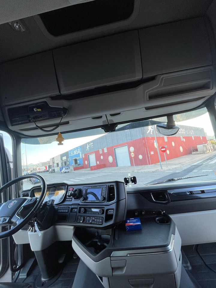 Scania S500 - Φορτηγό αυτοκινητάμαξα: φωτογραφία 4 Scania S500 - Φορτηγό αυτοκινητάμαξα: φωτογραφία 4