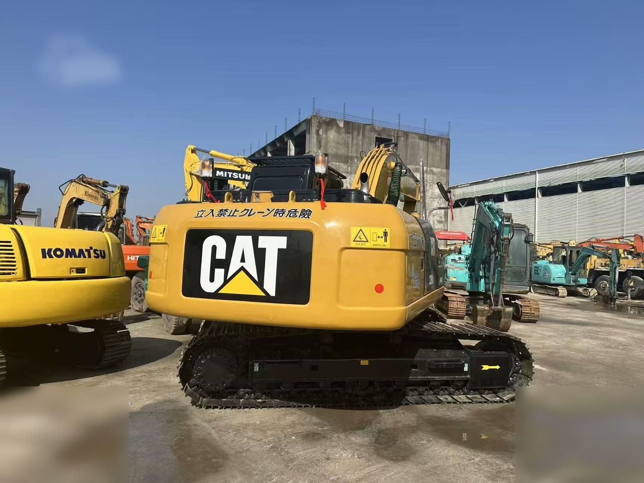 CATERPILLAR 320D2L - Ερπυστριοφόρος εκσκαφέας: φωτογραφία 2 CATERPILLAR 320D2L - Ερπυστριοφόρος εκσκαφέας: φωτογραφία 2