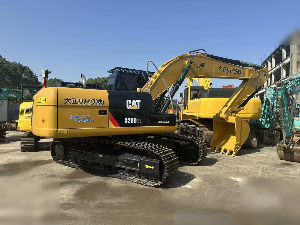 CATERPILLAR 320D2L - Ερπυστριοφόρος εκσκαφέας: φωτογραφία 1 CATERPILLAR 320D2L - Ερπυστριοφόρος εκσκαφέας: φωτογραφία 1