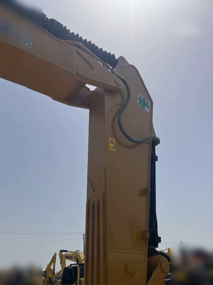 CATERPILLAR 330D2 - Ερπυστριοφόρος εκσκαφέας: φωτογραφία 2 CATERPILLAR 330D2 - Ερπυστριοφόρος εκσκαφέας: φωτογραφία 2