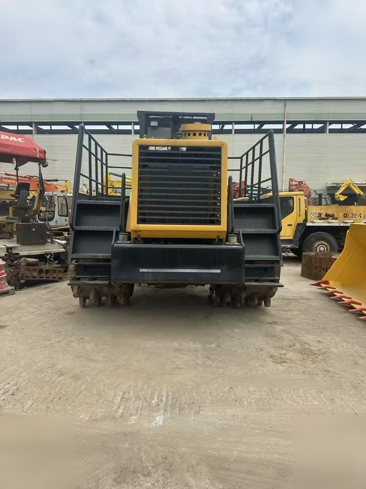 CATERPILLAR 816A - Οδοστρωτήρες: φωτογραφία 3 CATERPILLAR 816A - Οδοστρωτήρες: φωτογραφία 3