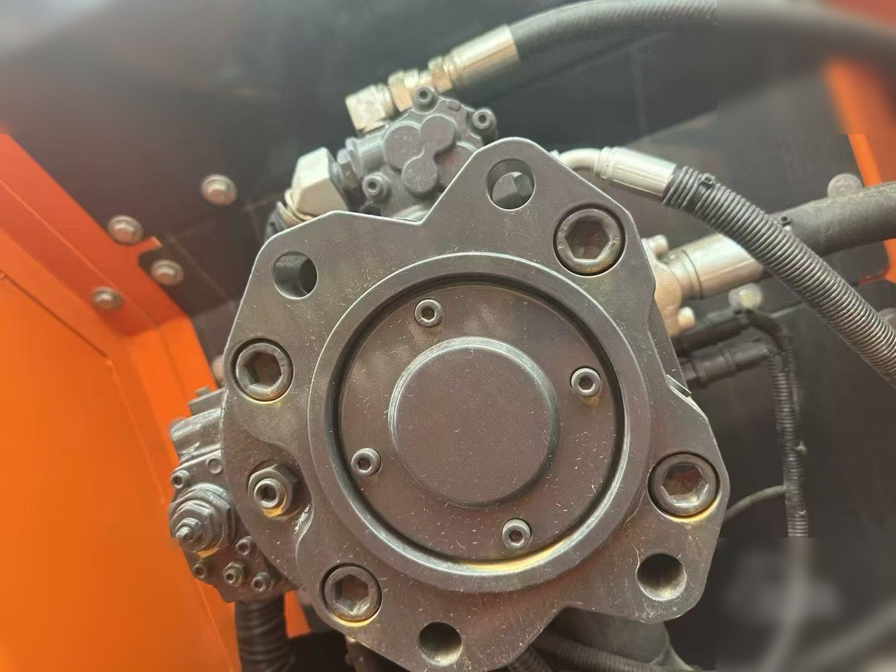 DOOSAN DX225 LC-9C - Ερπυστριοφόρος εκσκαφέας: φωτογραφία 3 DOOSAN DX225 LC-9C - Ερπυστριοφόρος εκσκαφέας: φωτογραφία 3