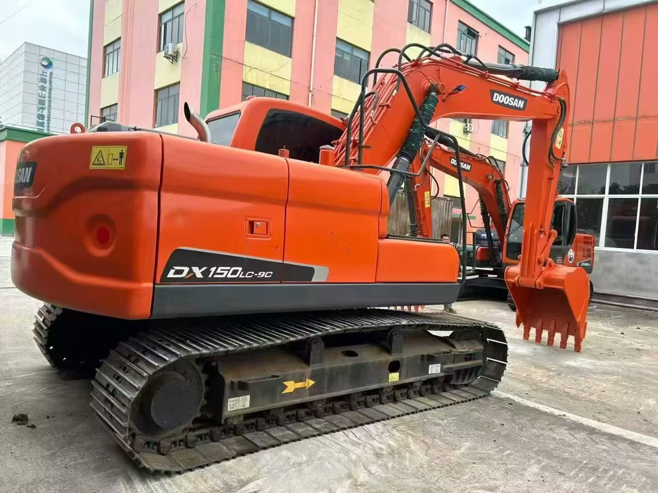 Doosan DX150 - Ερπυστριοφόρος εκσκαφέας: φωτογραφία 4 Doosan DX150 - Ερπυστριοφόρος εκσκαφέας: φωτογραφία 4